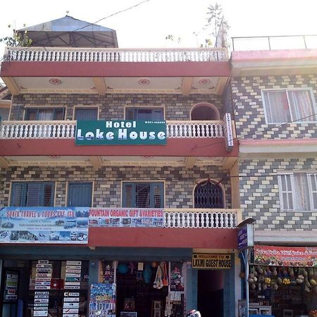 Hotel Lake House Pokhara Exterior foto
